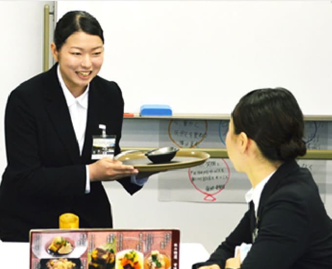 社内研修制度 心と絆を育み、技を磨く日本一の新入社員研修